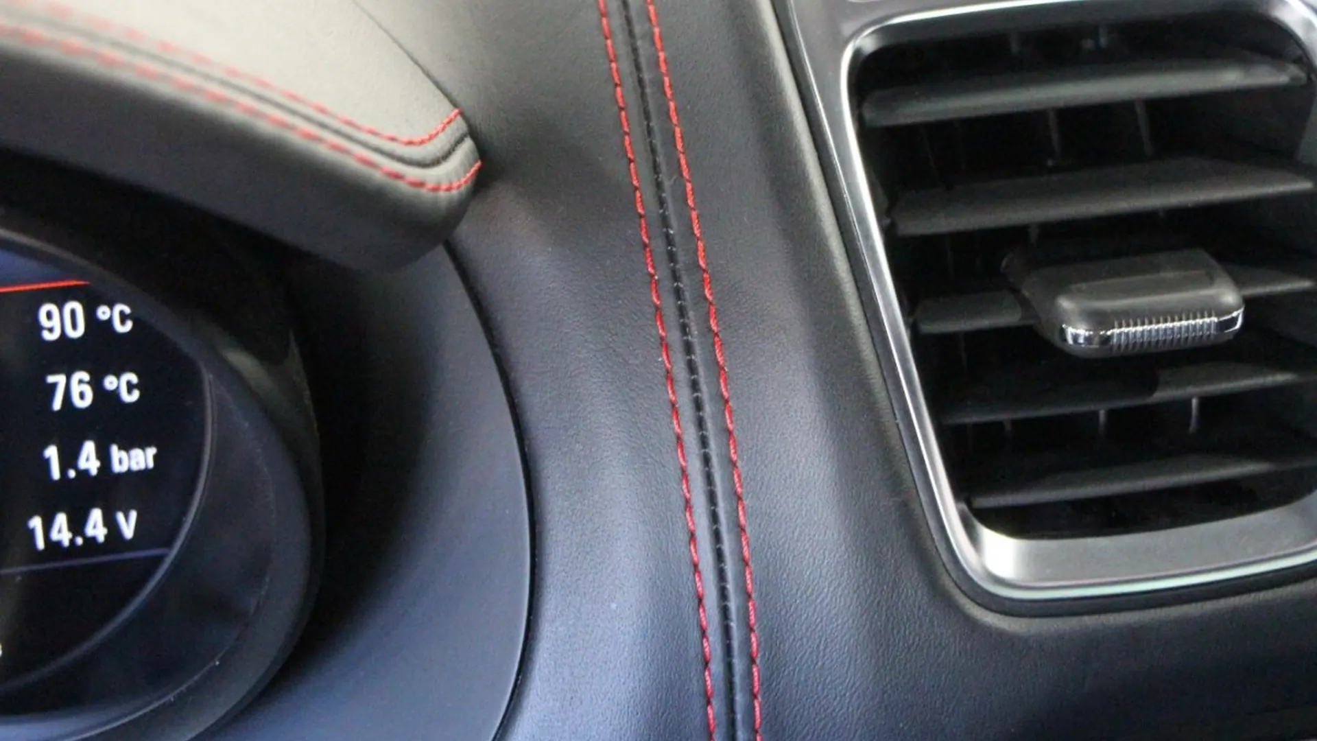 Porsche Cayman — photo 18