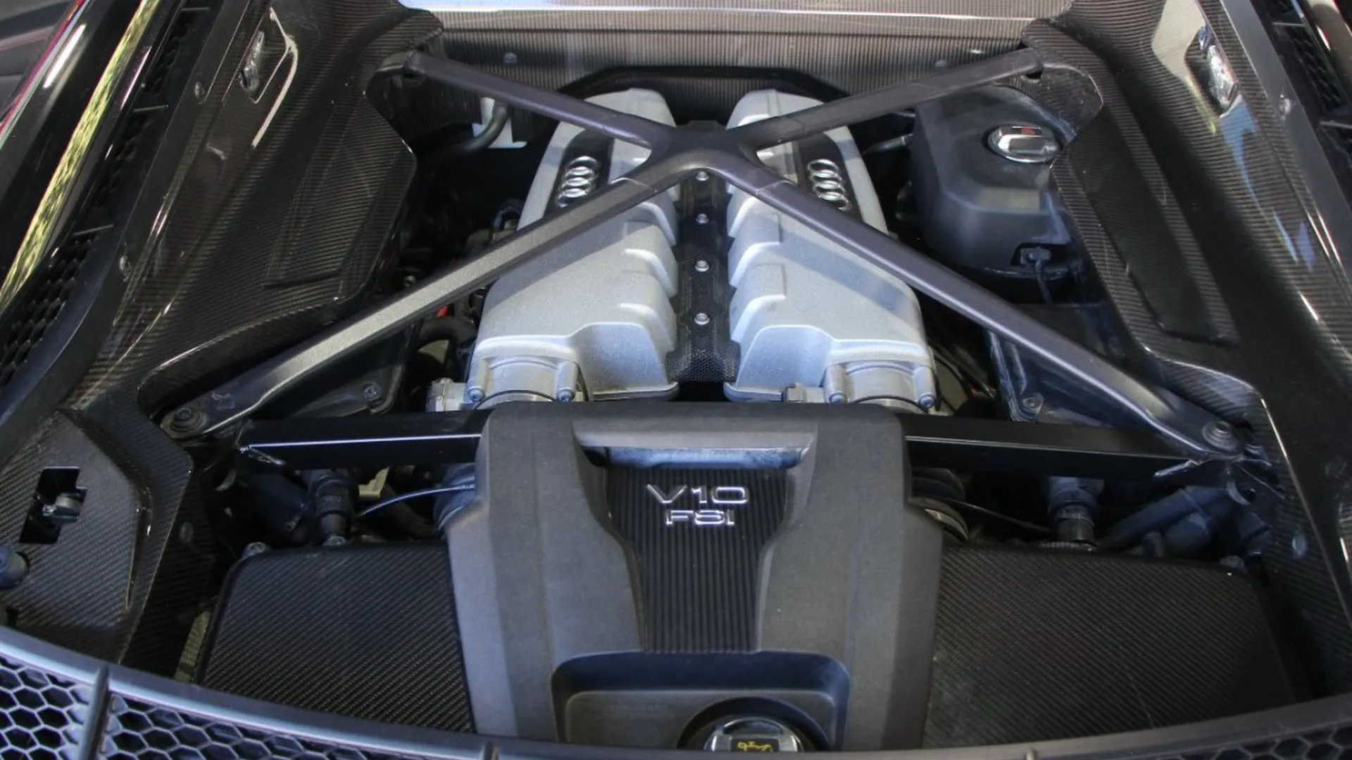 Audi R8 — photo 22