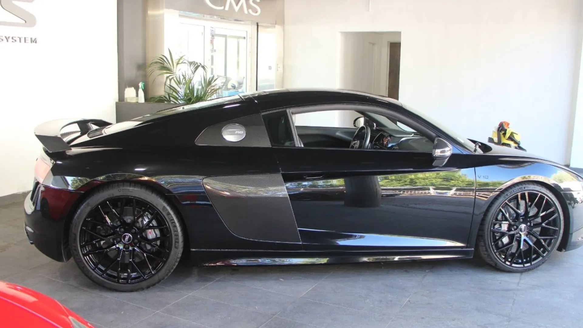 Audi R8 — photo 30