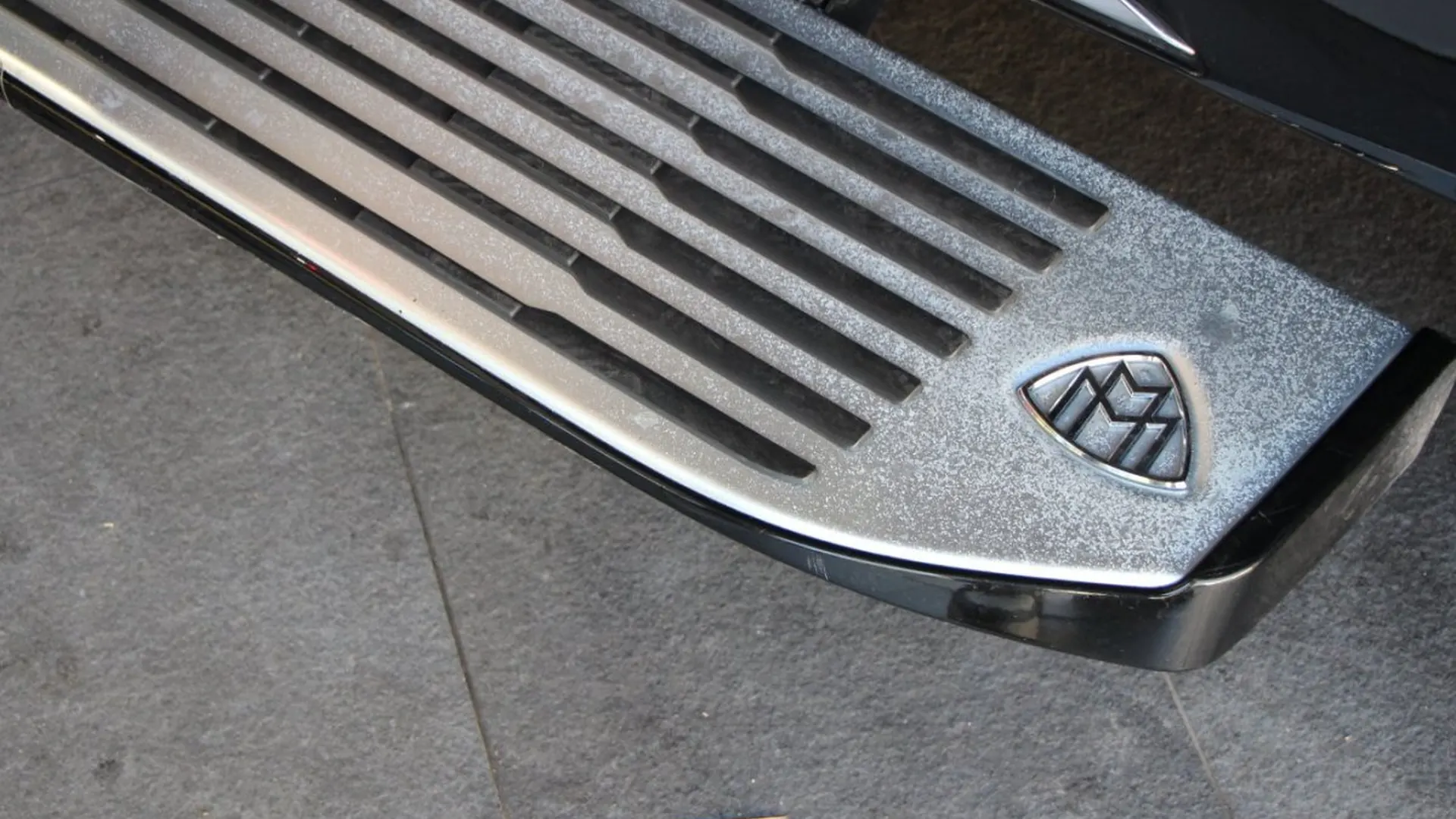 Mercedes-Benz GLS — photo 36