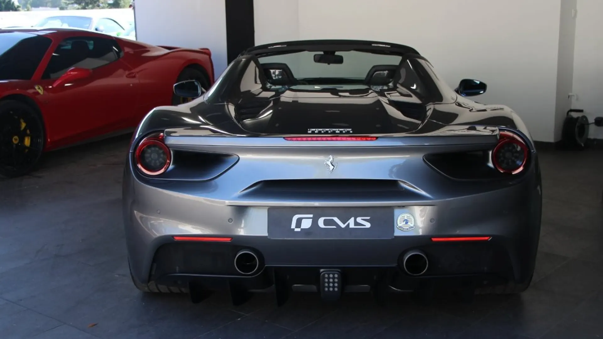 Ferrari 488 — photo 26