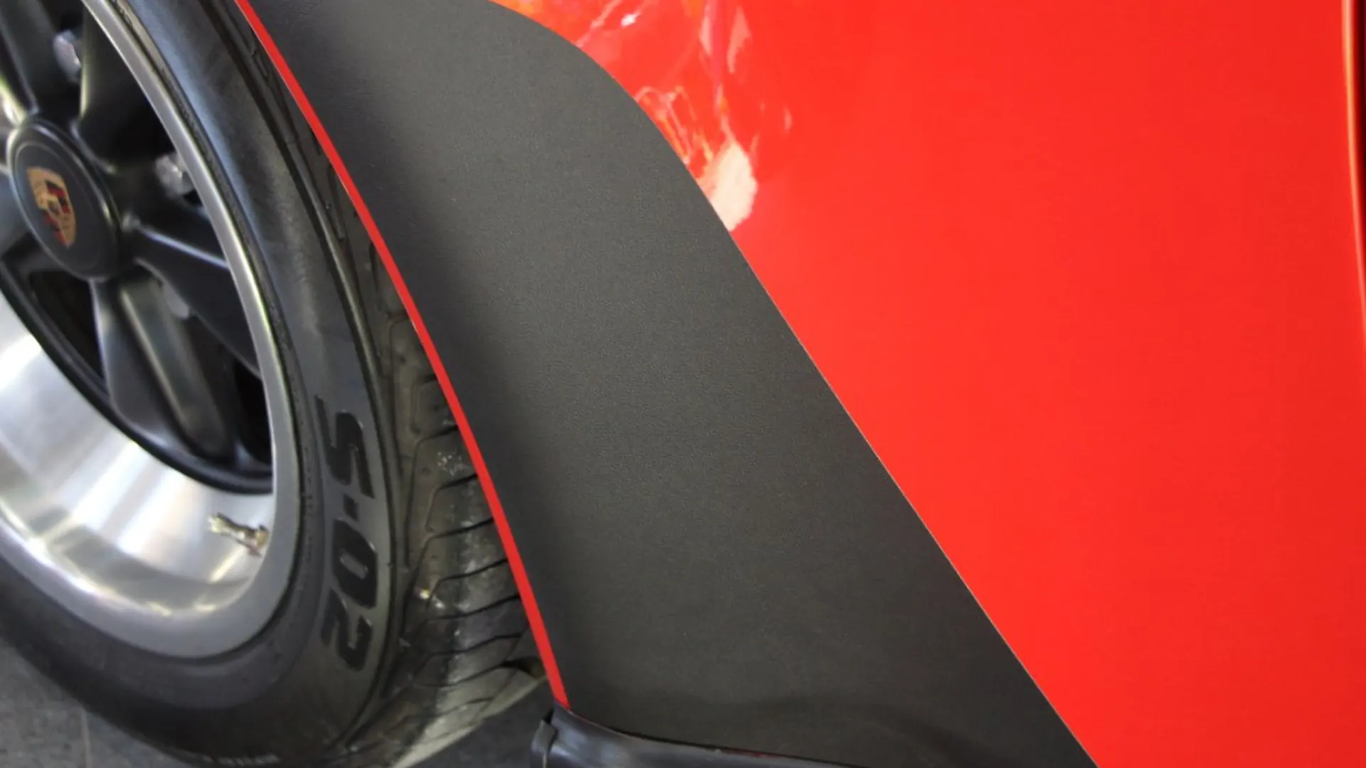 Porsche 911 — photo 10