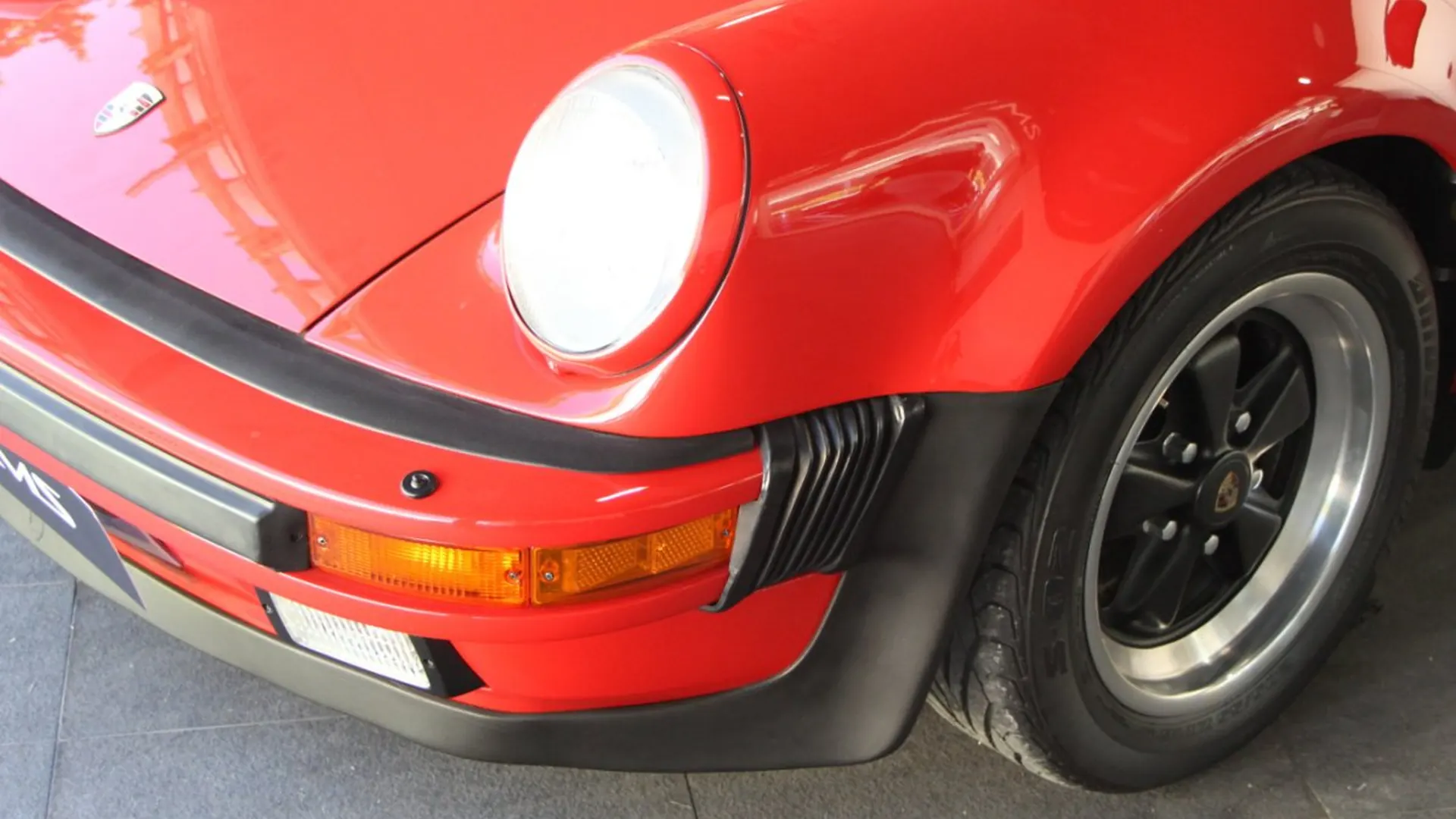 Porsche 911 — photo 3