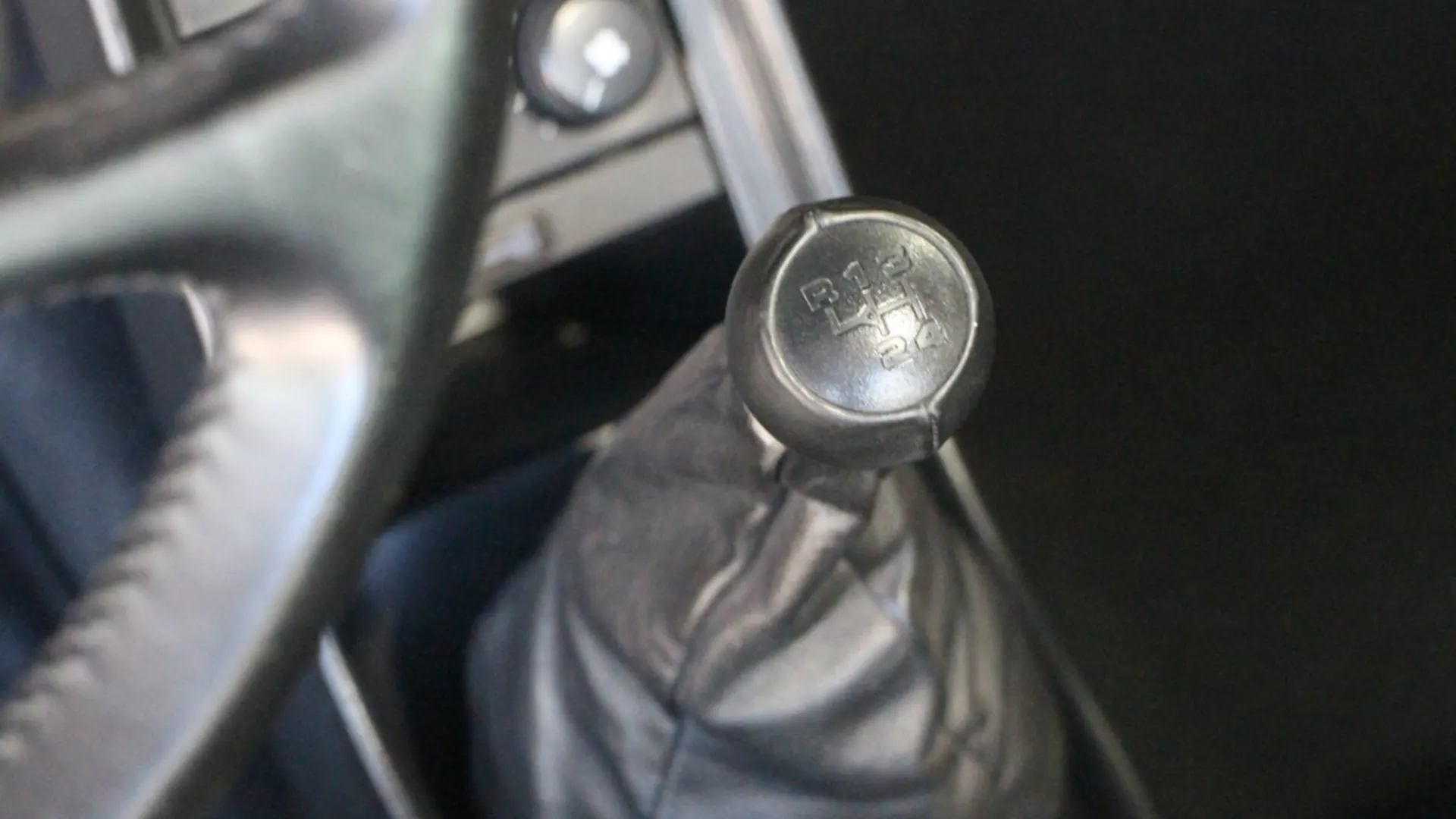 Porsche 911 — photo 28