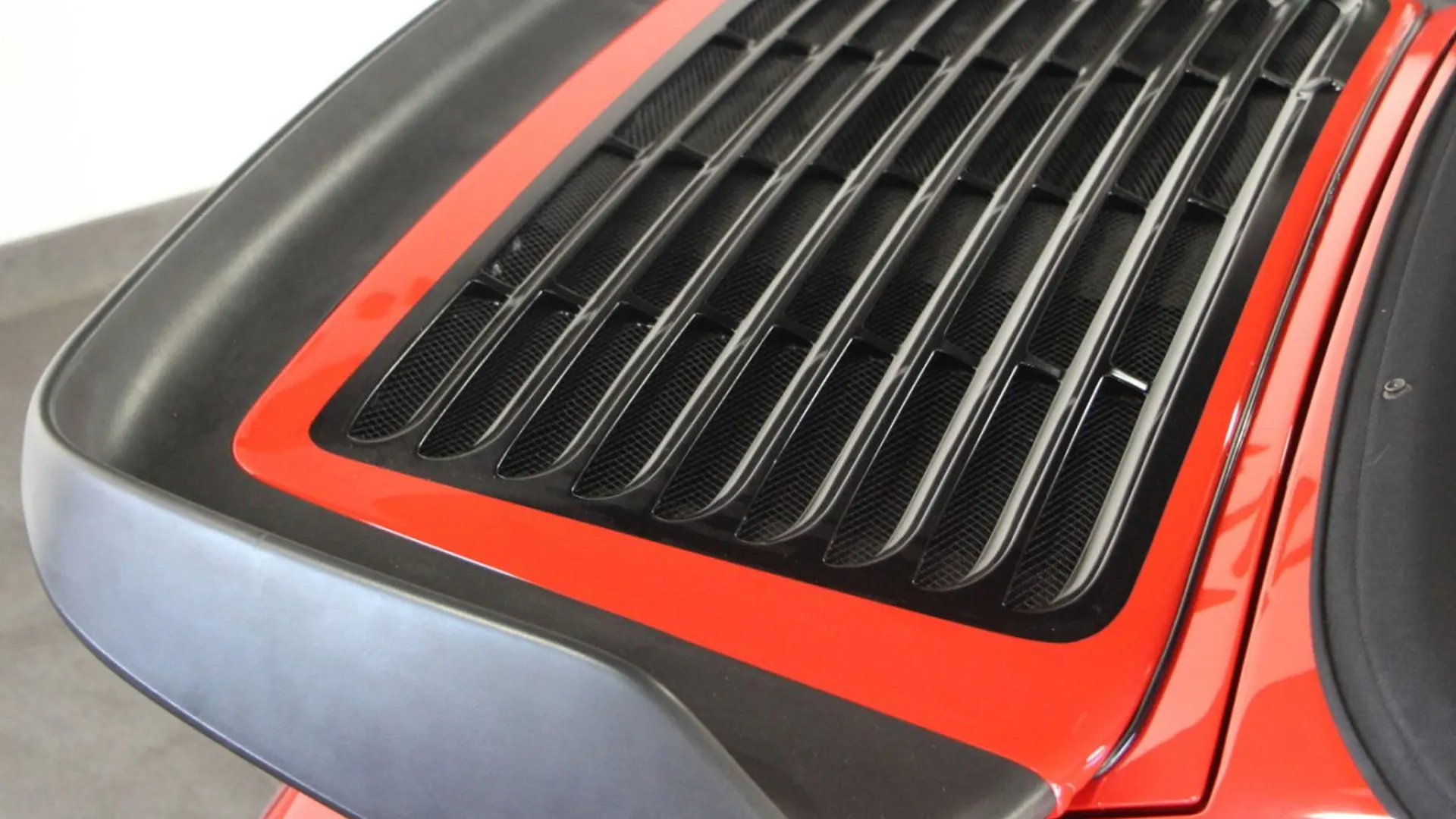 Porsche 911 — photo 12