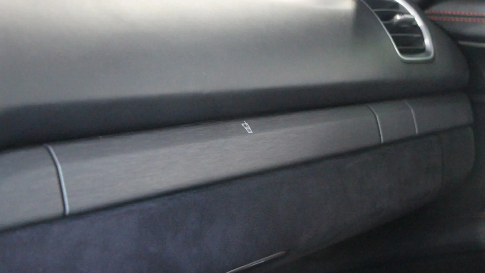 Porsche Cayman — photo 25