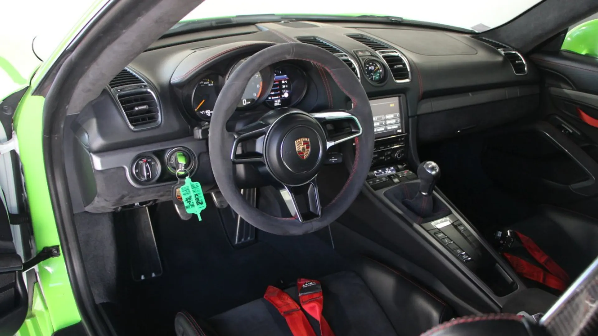 Porsche Cayman — photo 10