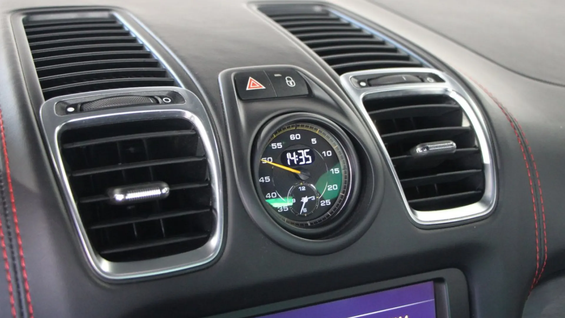 Porsche Cayman — photo 14