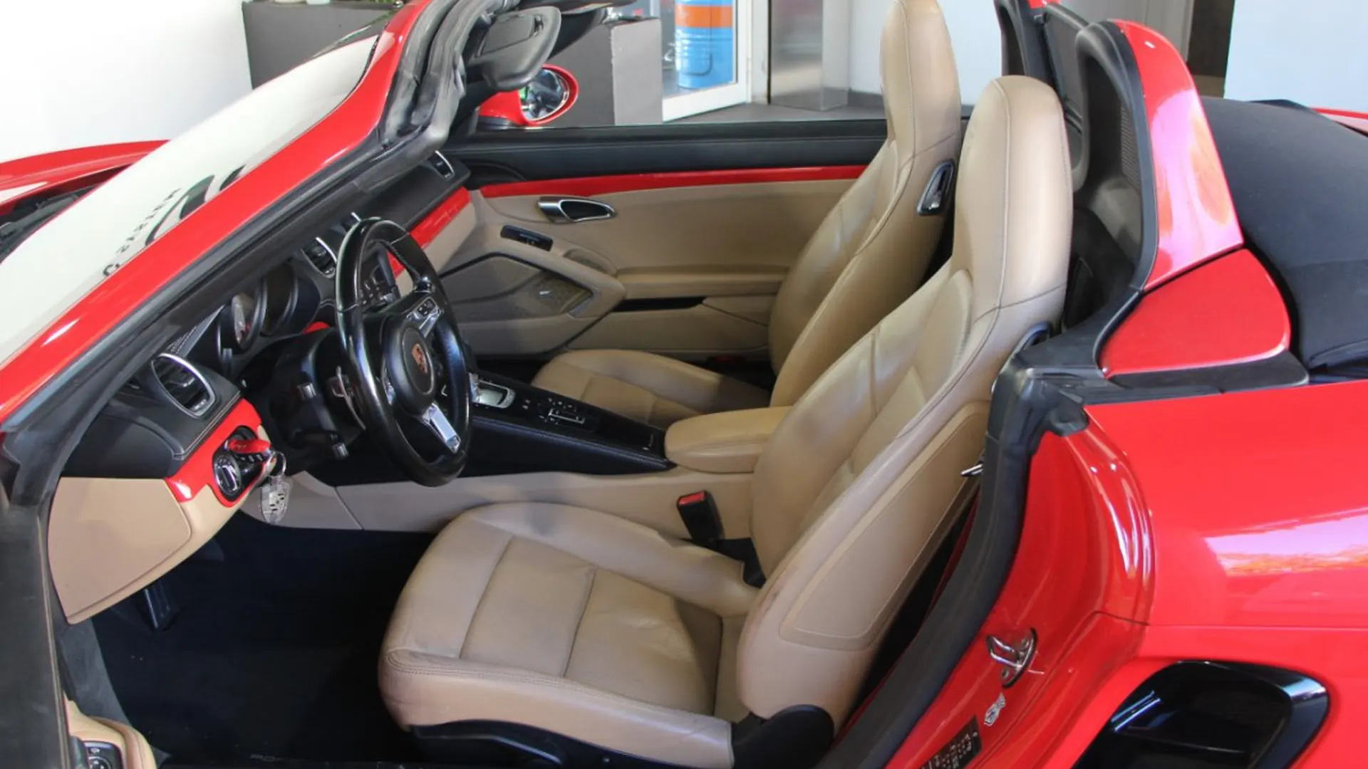 Porsche 718 — photo 7