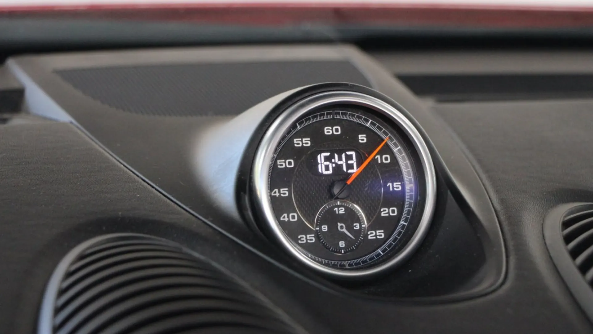 Porsche 718 — photo 9