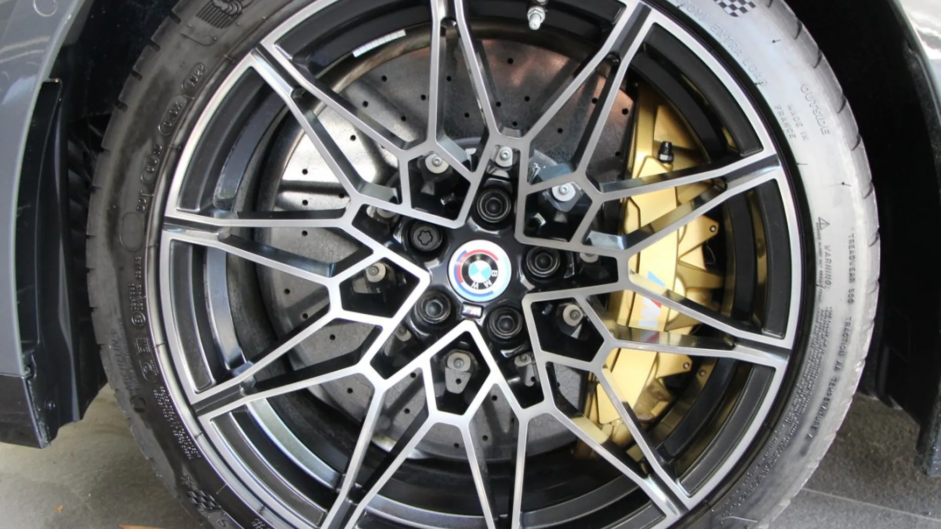 BMW M3 — photo 23