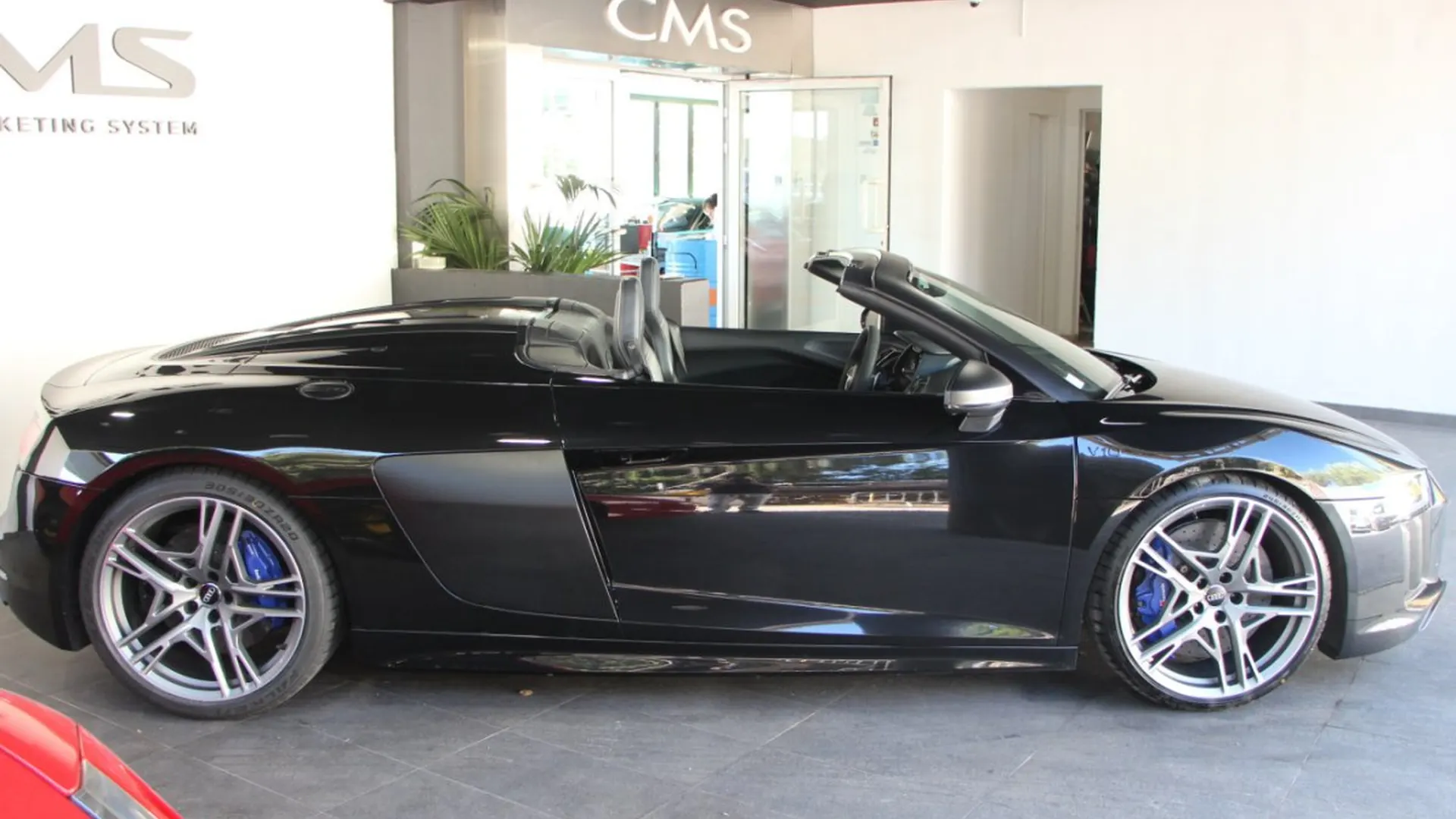 Audi R8 — photo 5