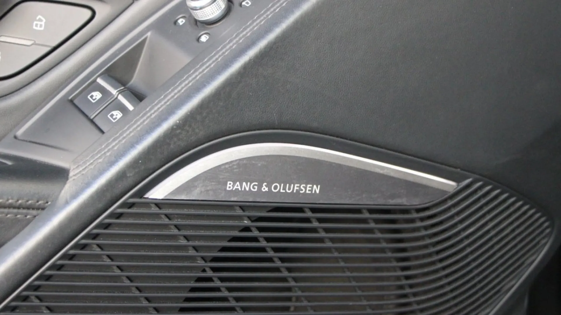 Audi R8 — photo 20