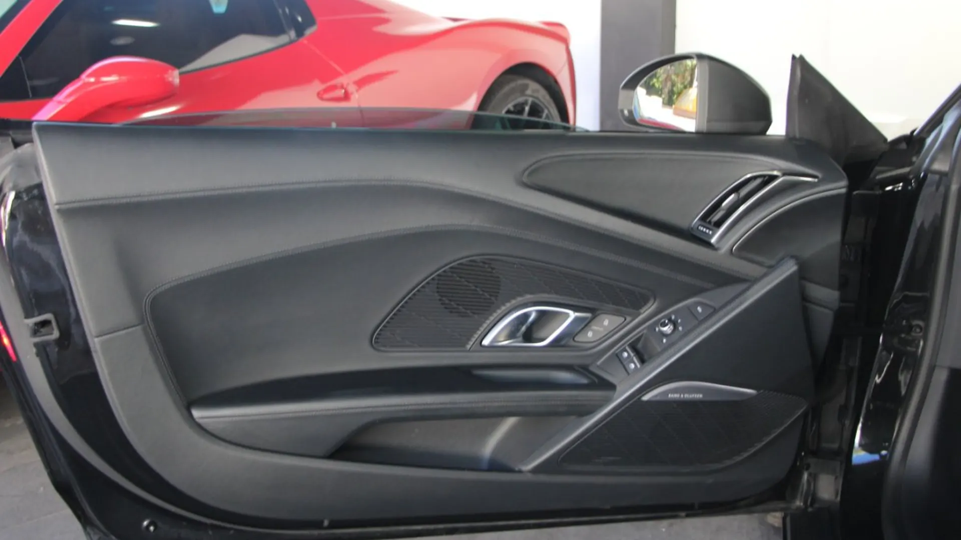 Audi R8 — photo 19
