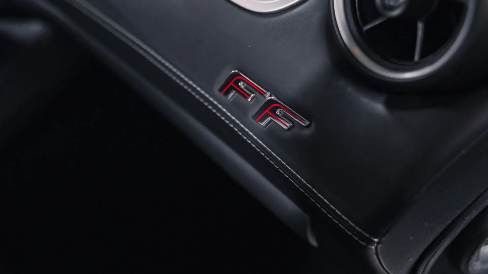 Ferrari FF — photo 32