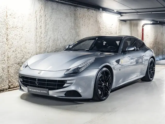 Ferrari FF