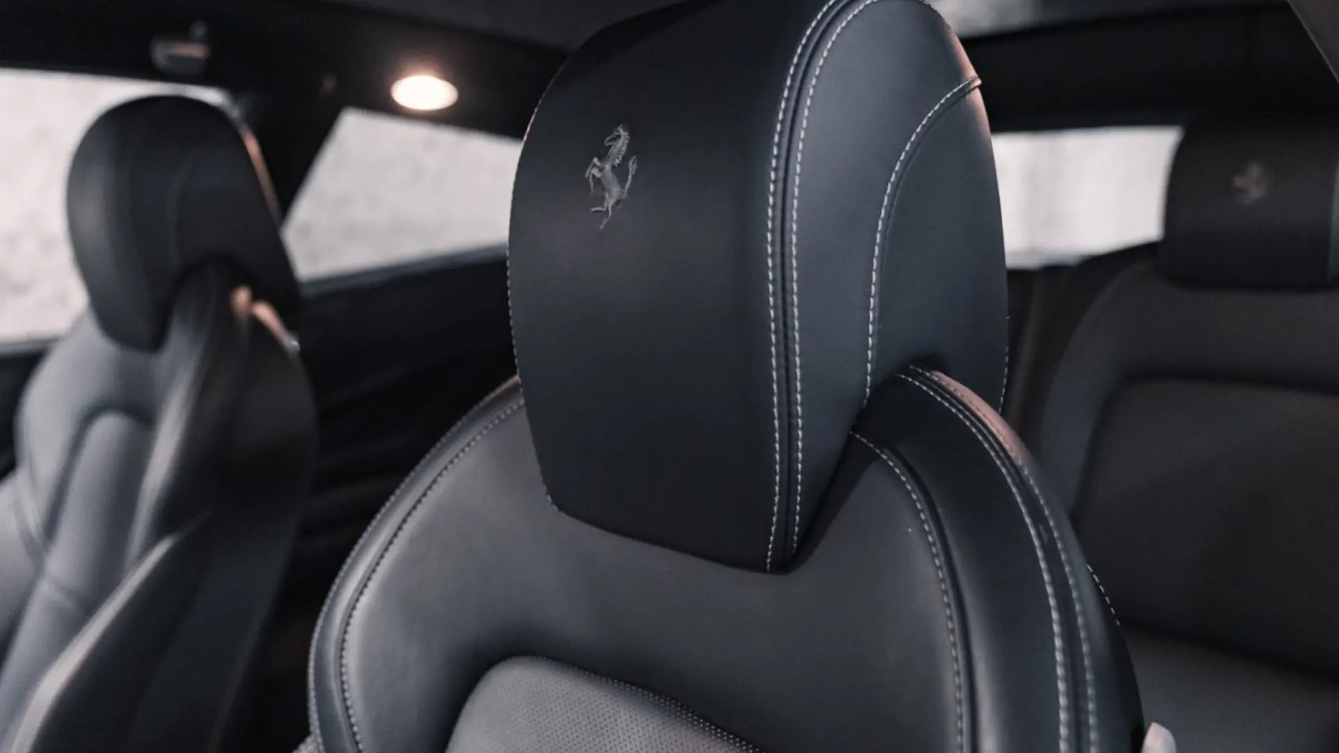 Ferrari FF — photo 36