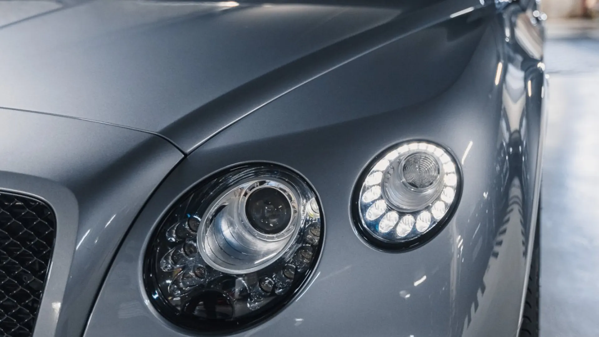 Bentley Continental — photo 14
