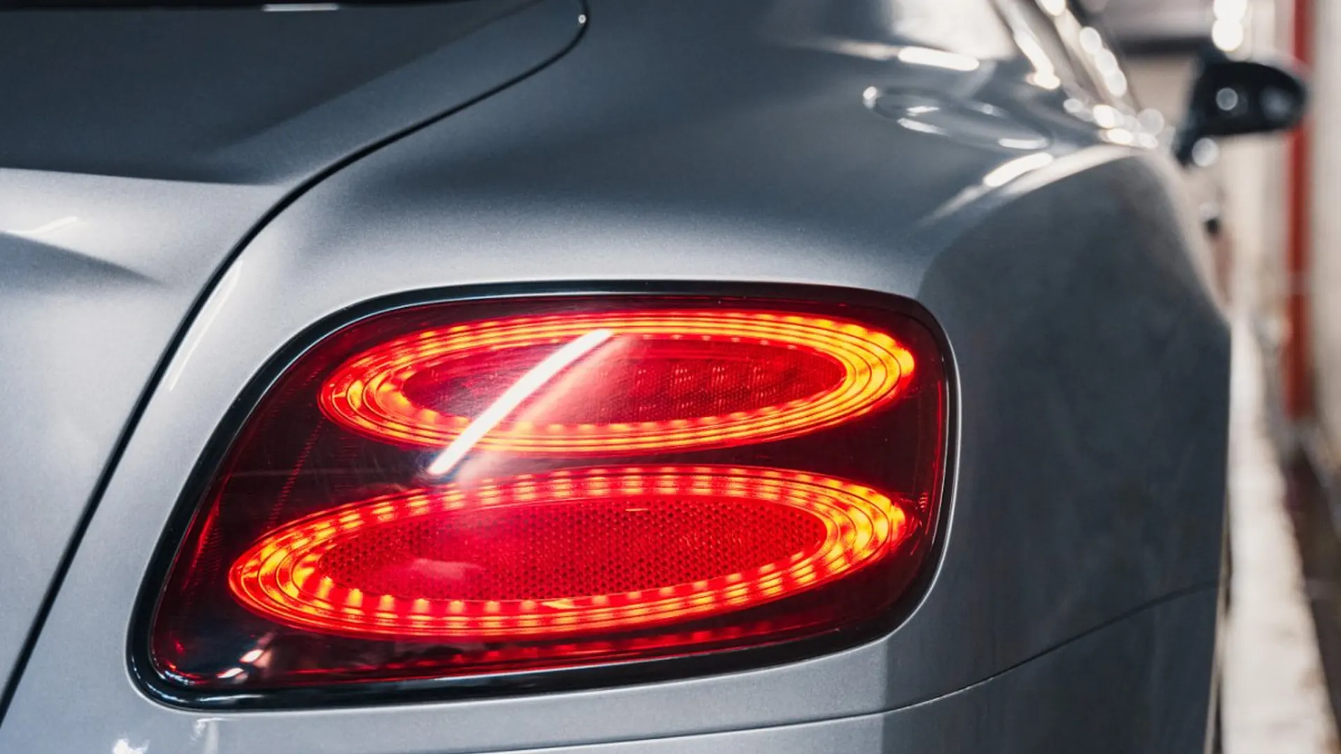 Bentley Continental — photo 19