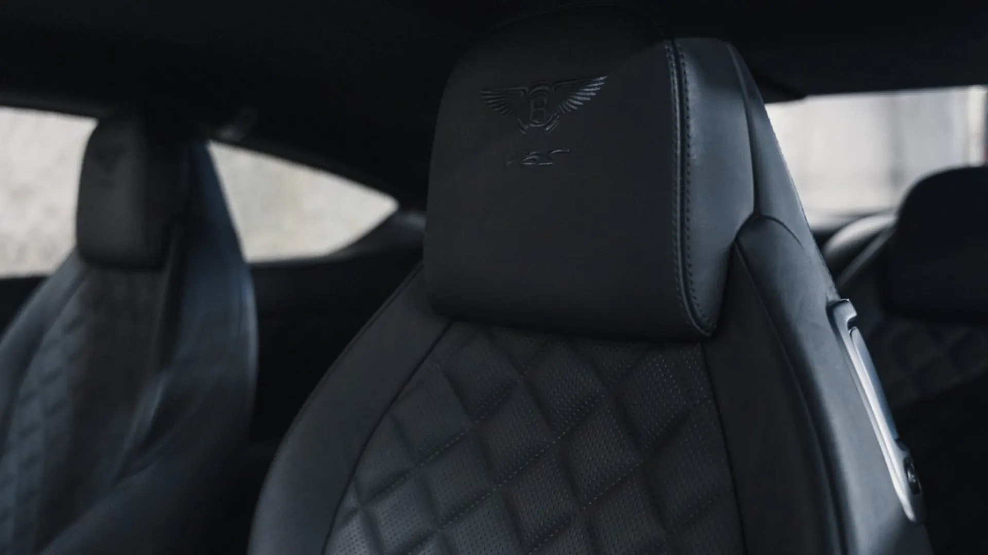 Bentley Continental — photo 23