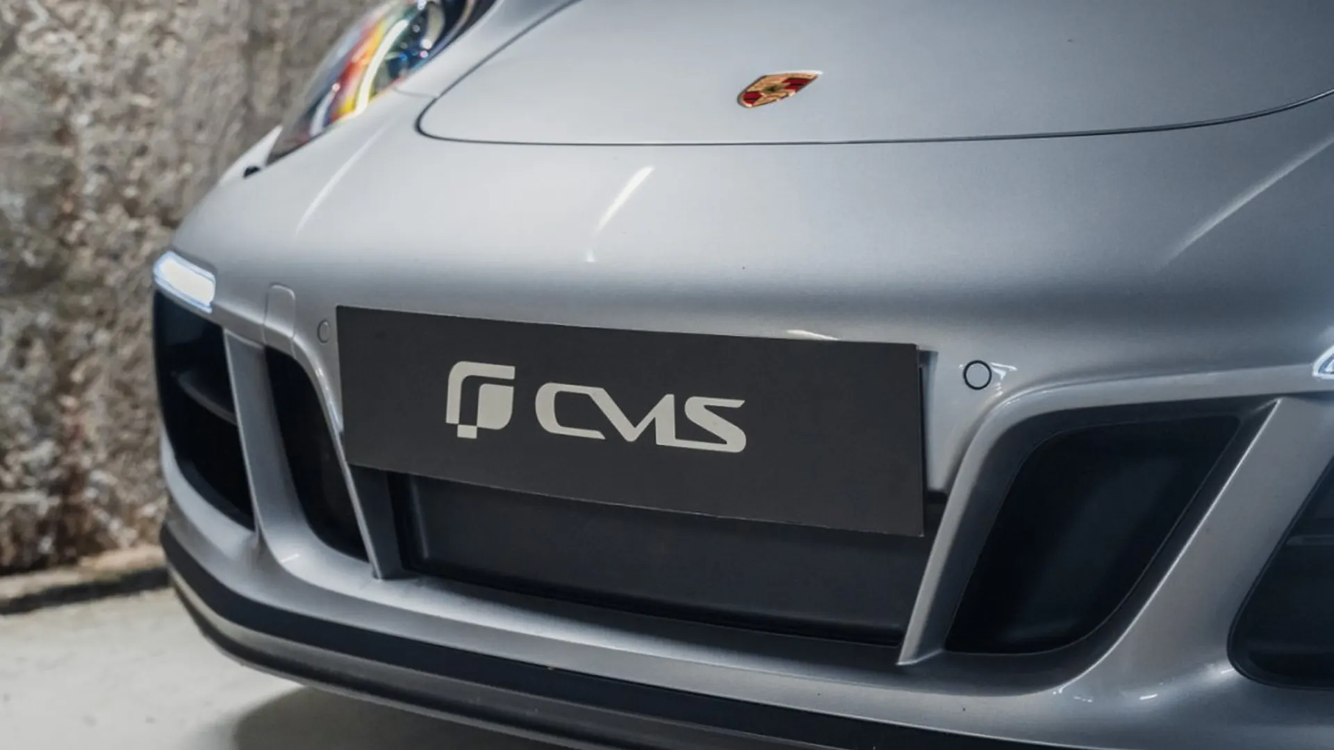 Porsche 911 — photo 19
