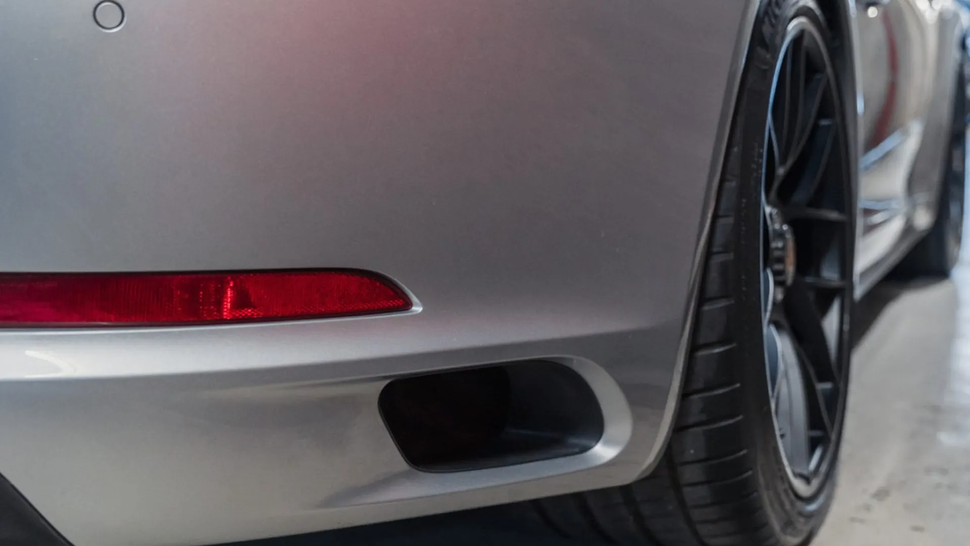 Porsche 911 — photo 14