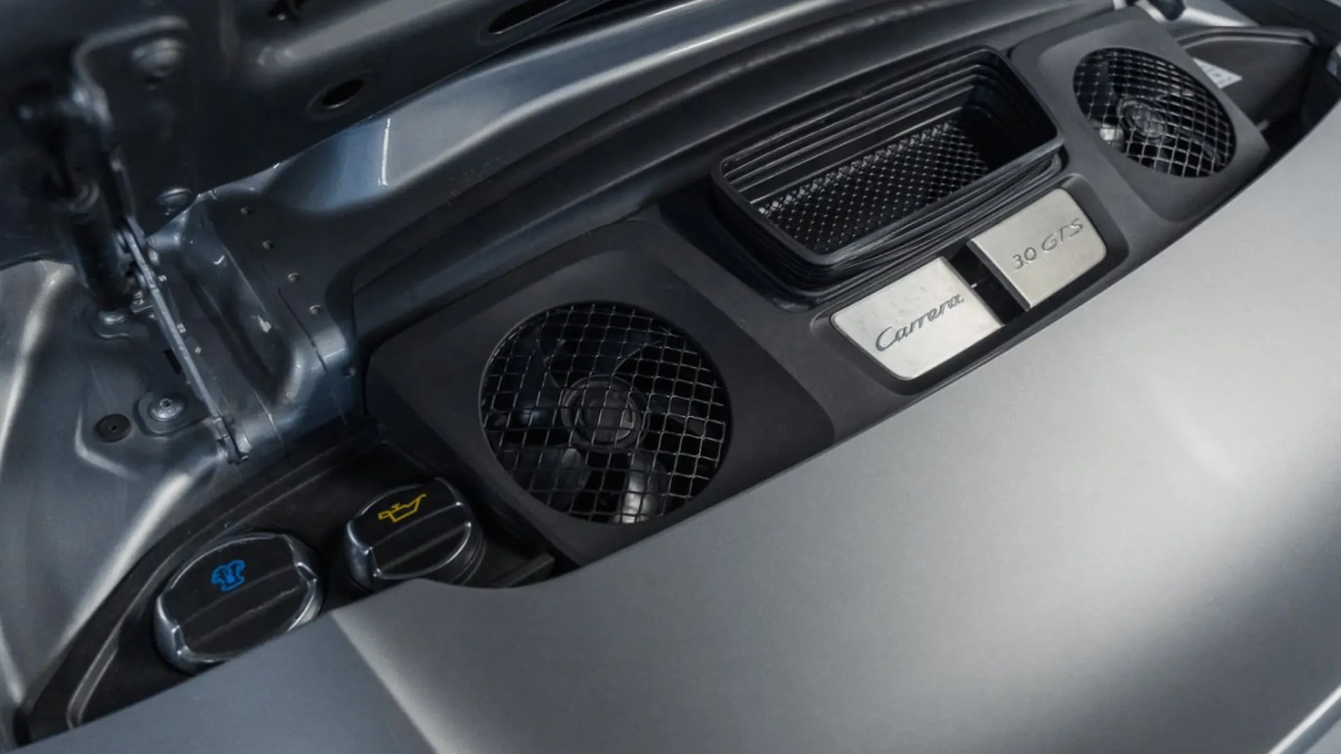 Porsche 911 — photo 38