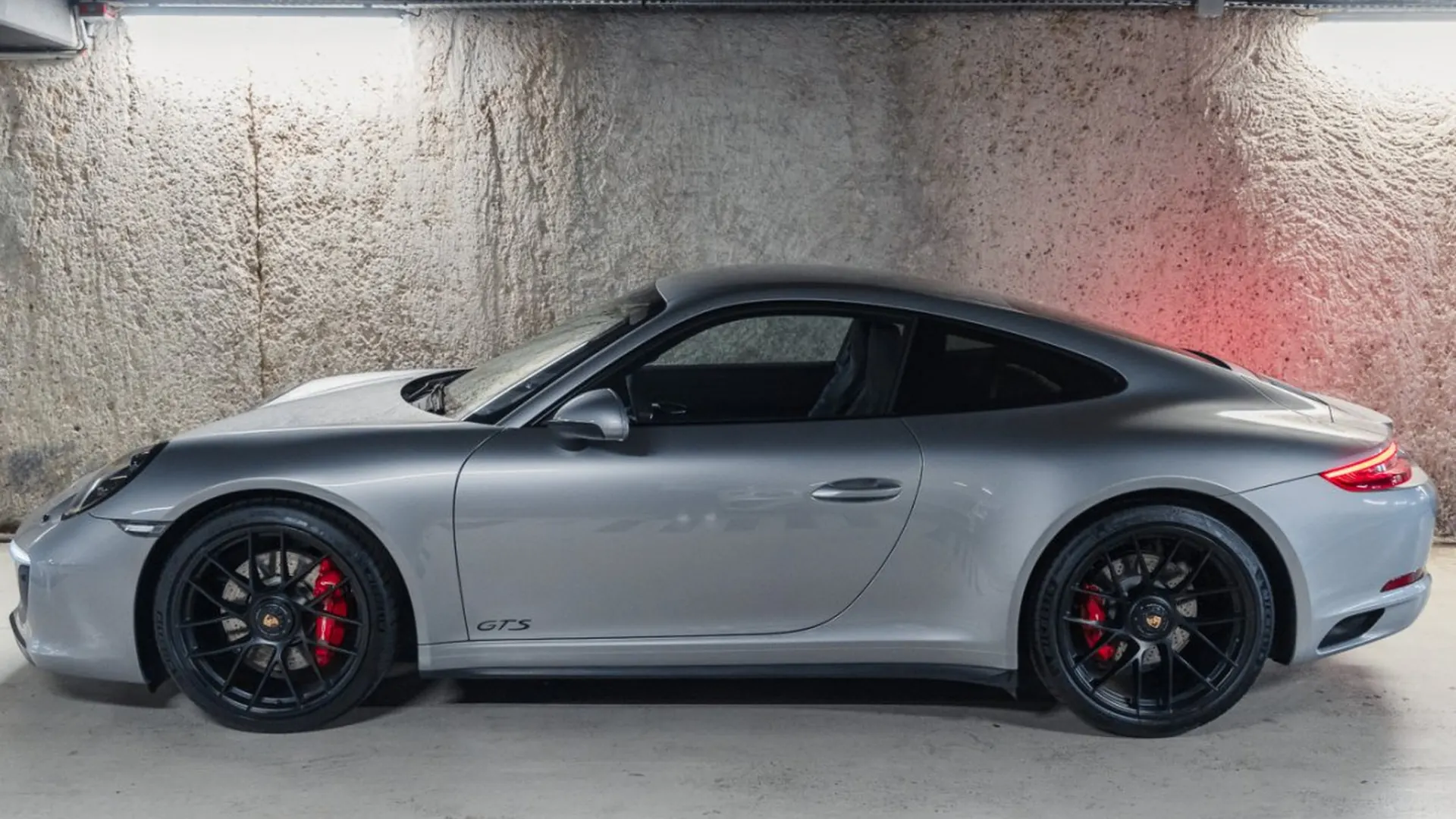 Porsche 911 — photo 3