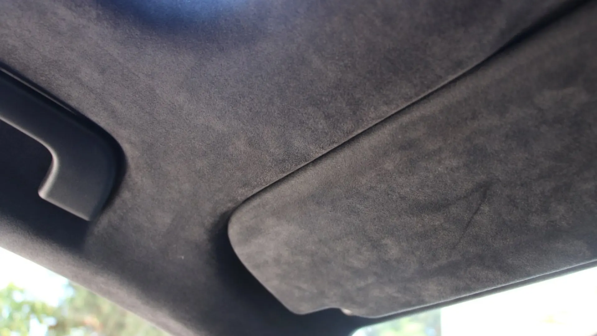 Porsche Cayenne — photo 24
