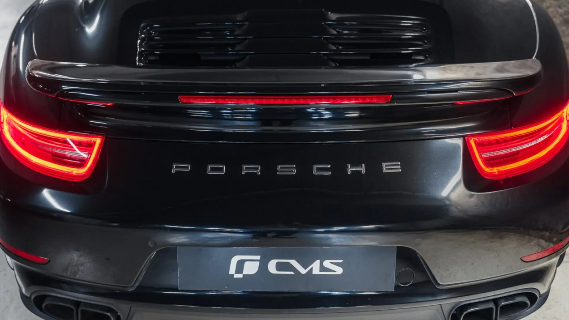 Porsche 911 — photo 10