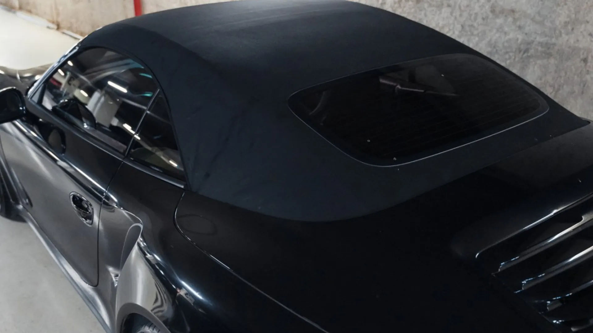 Porsche 911 — photo 9
