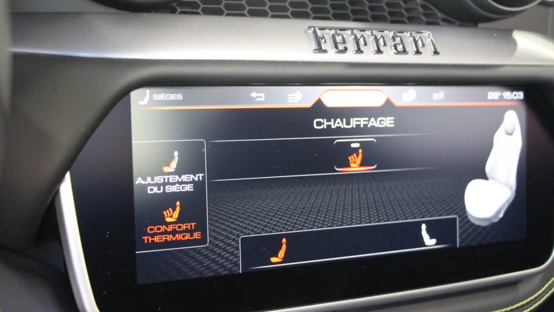 Ferrari Portofino — photo 23