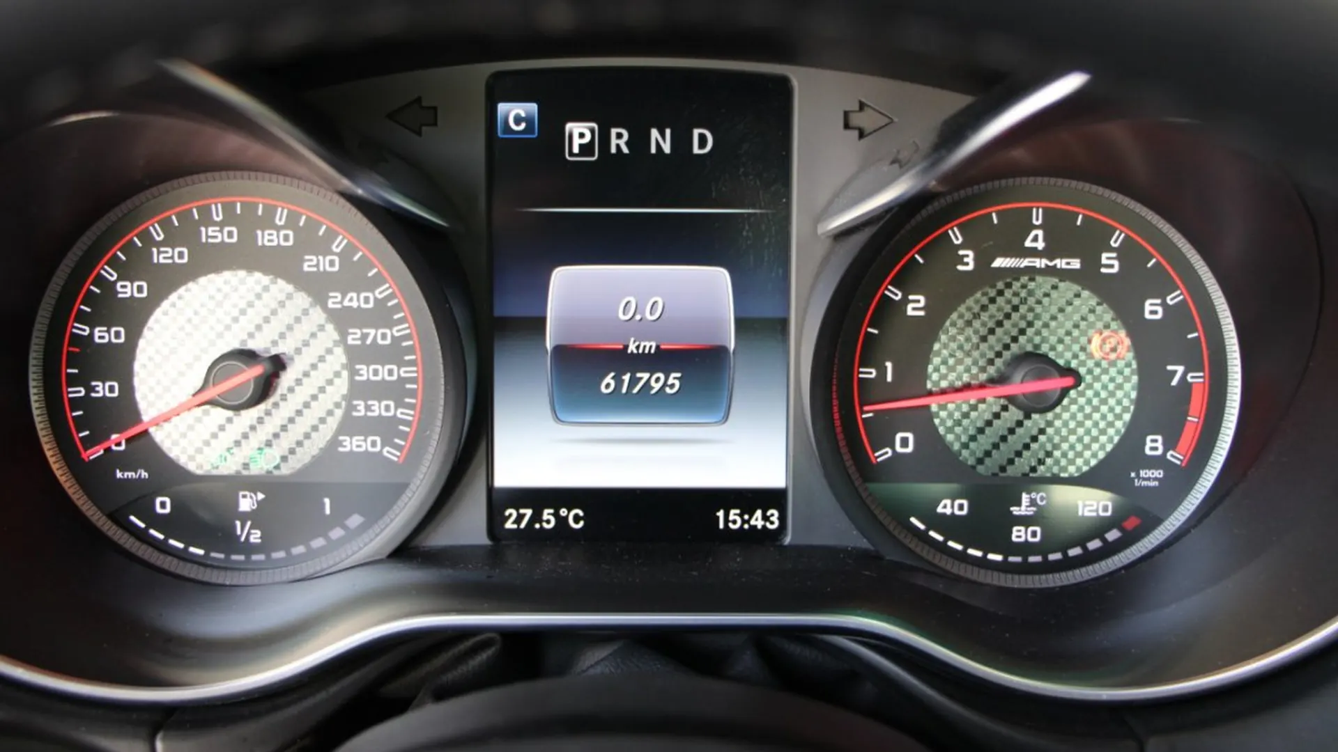 Mercedes-Benz AMG GT — photo 13