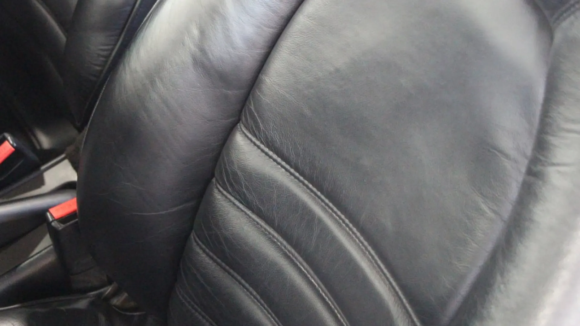 Porsche 911 — photo 16