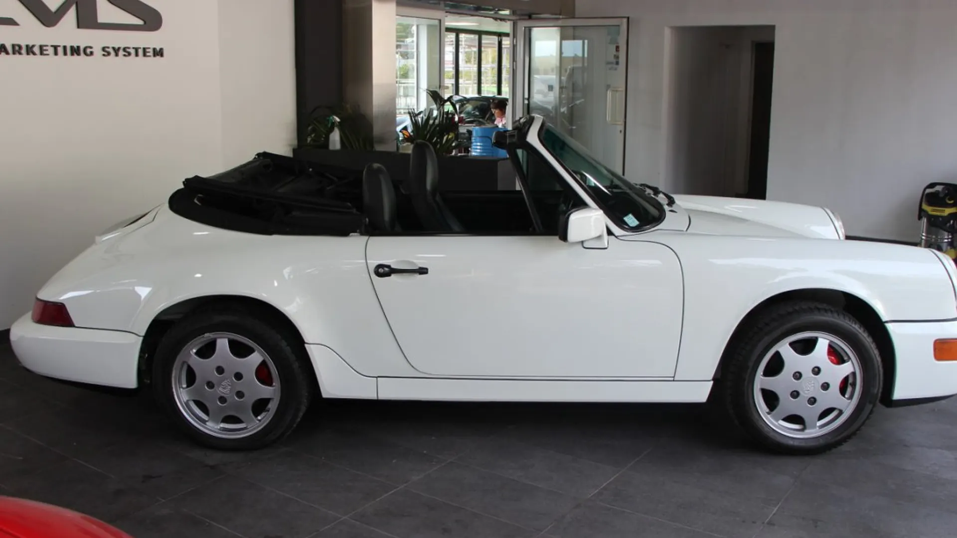 Porsche 911 — photo 4