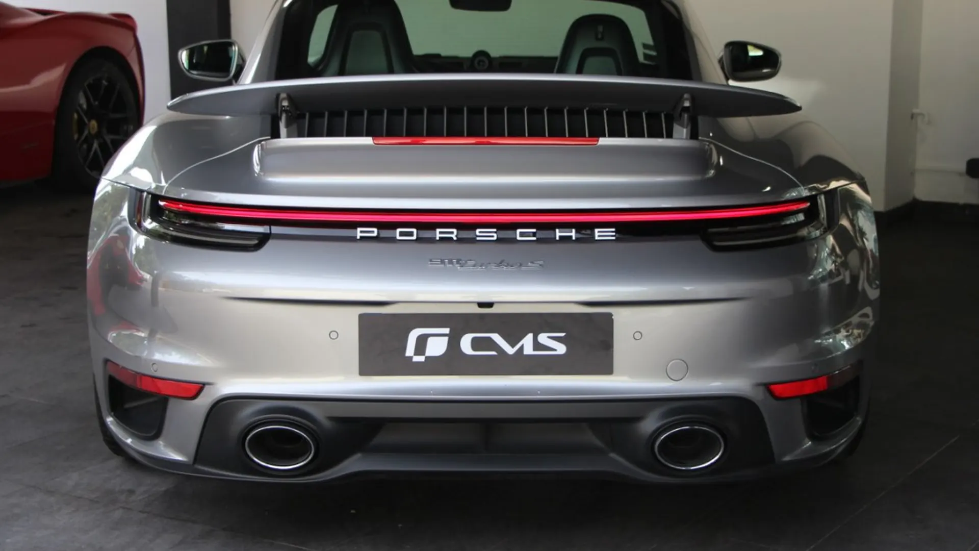 Porsche 911 — photo 8