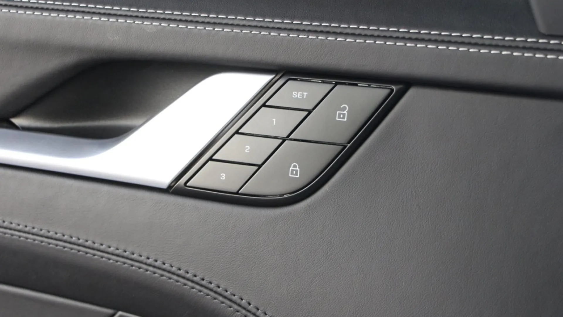 Porsche 911 — photo 27
