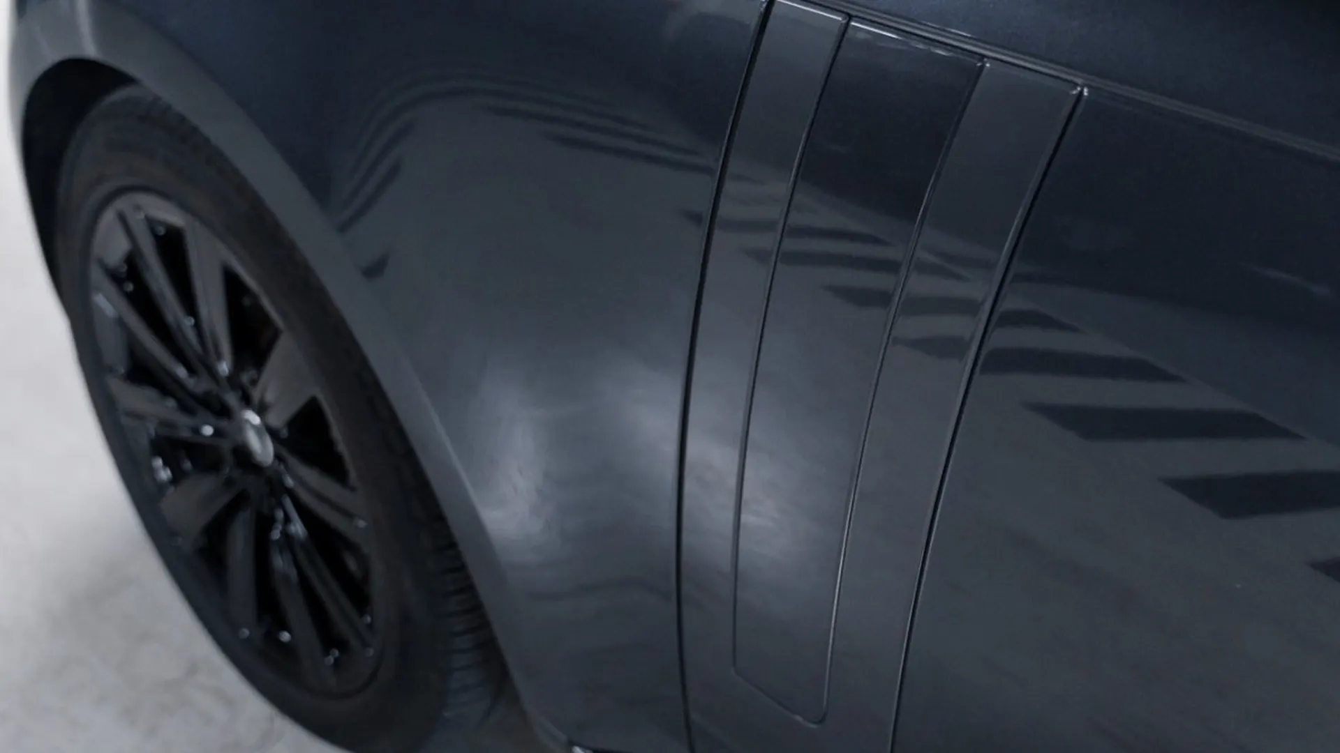 Land Rover Range Rover — photo 11