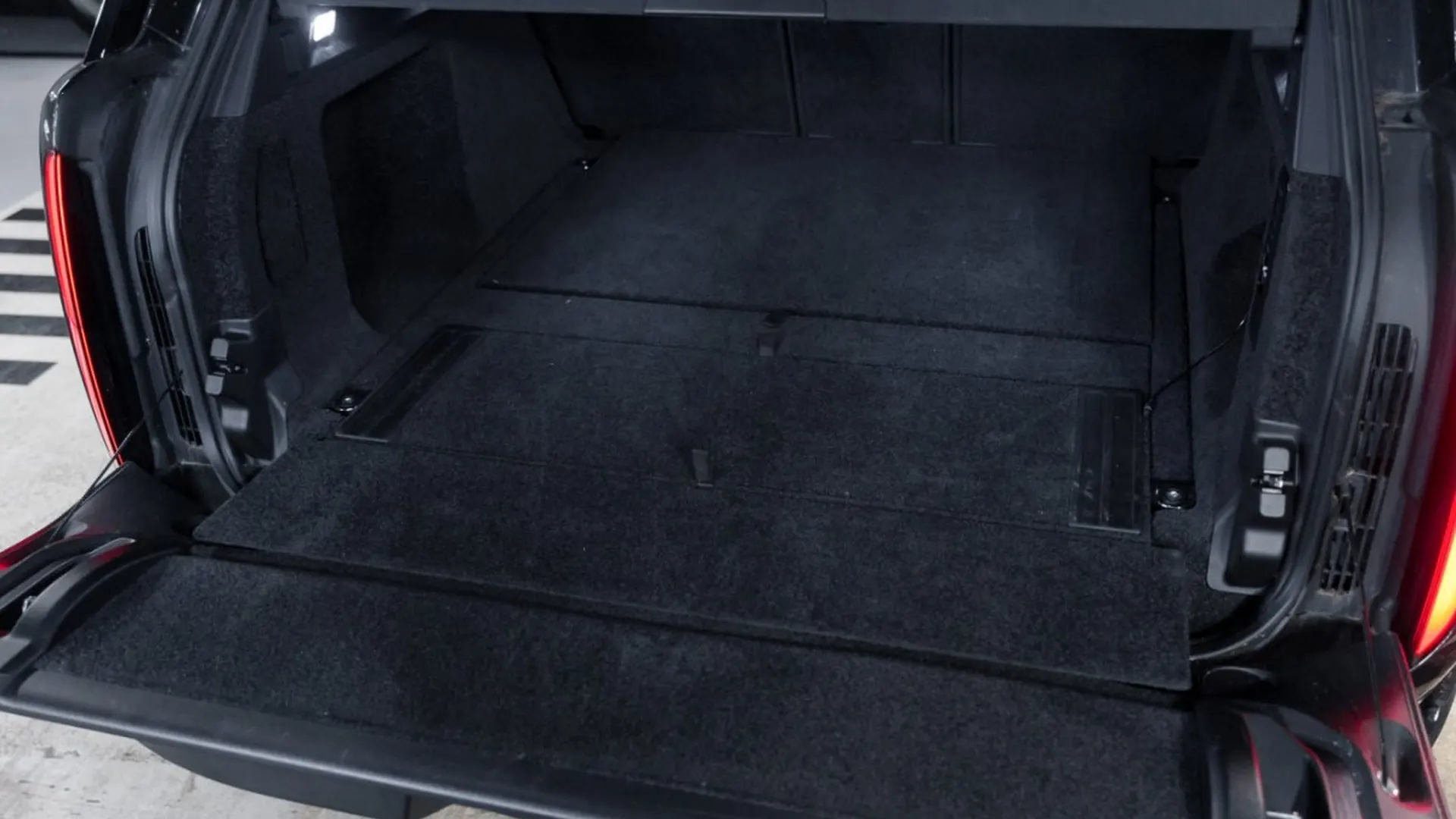 Land Rover Range Rover — photo 26