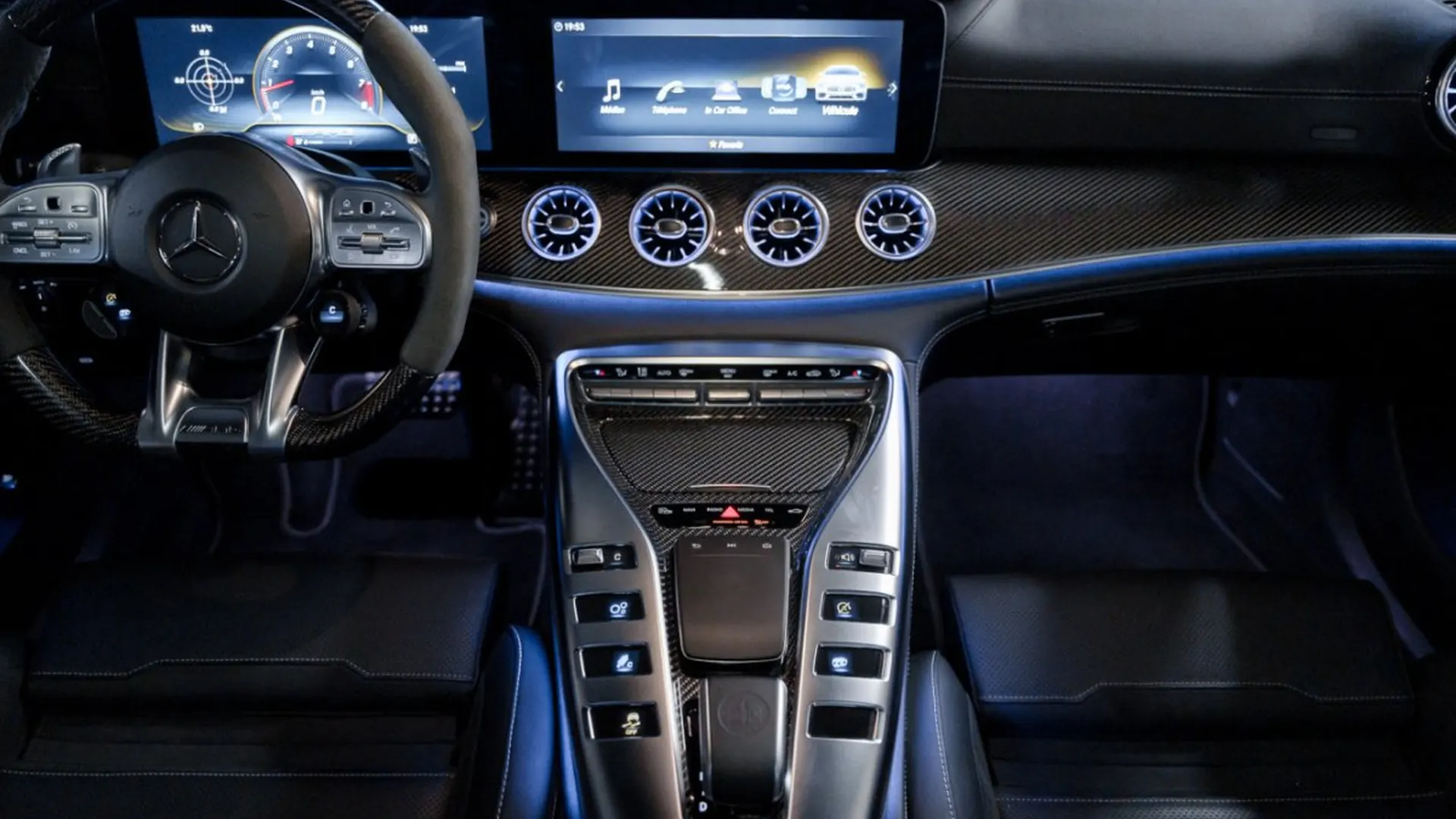 Mercedes-Benz AMG GT — photo 24