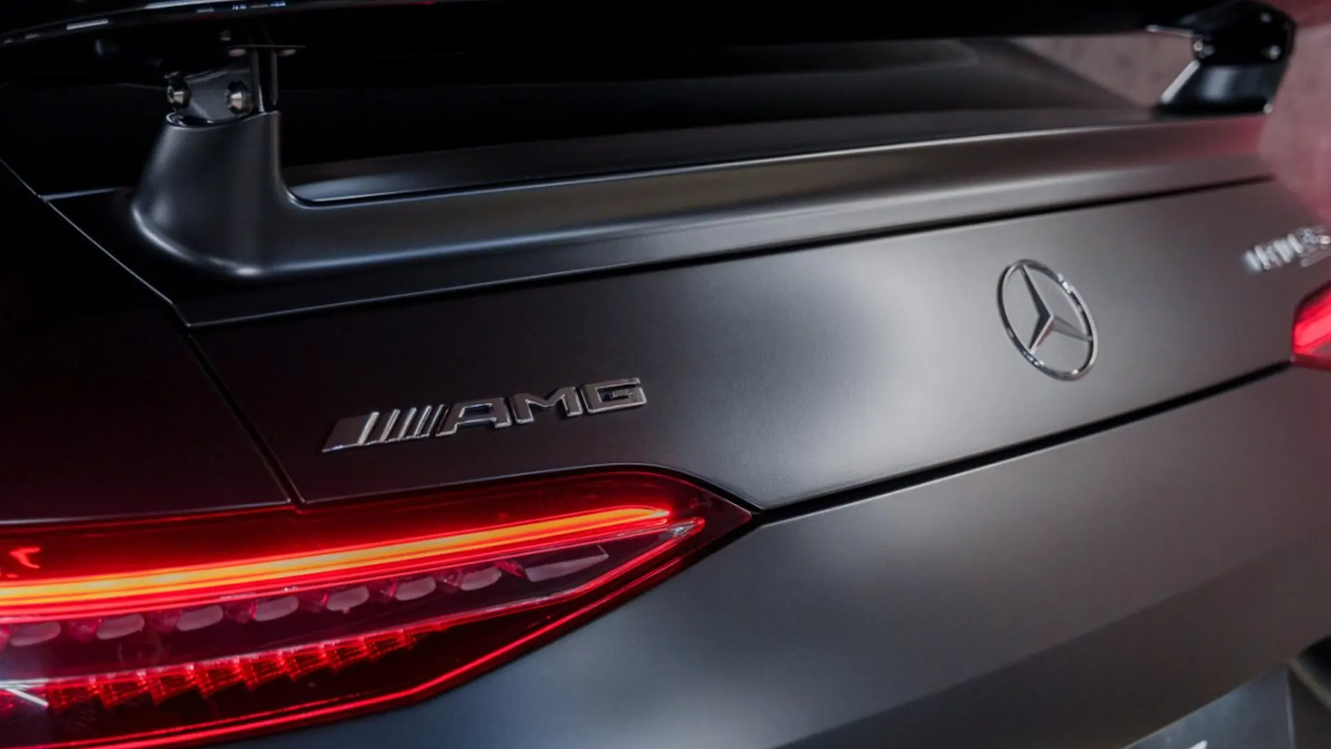 Mercedes-Benz AMG GT — photo 16
