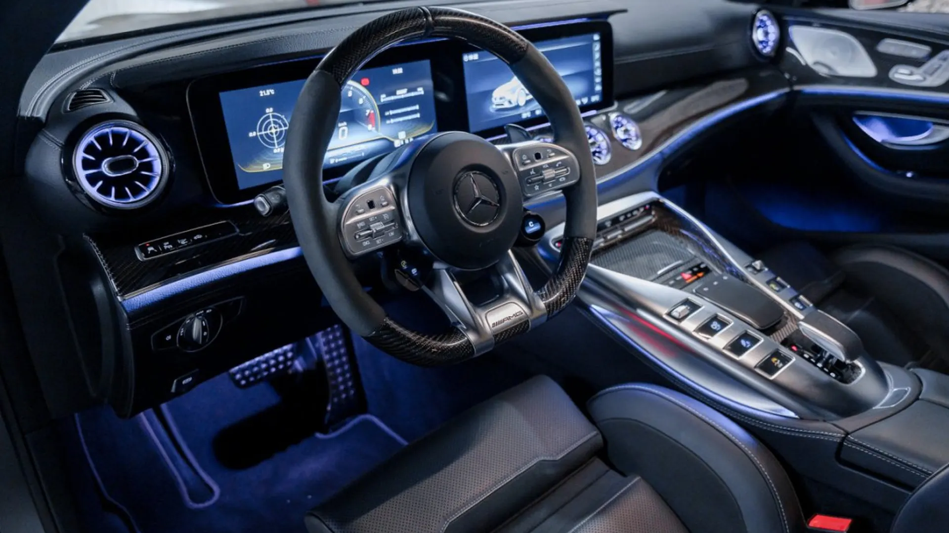 Mercedes-Benz AMG GT — photo 22