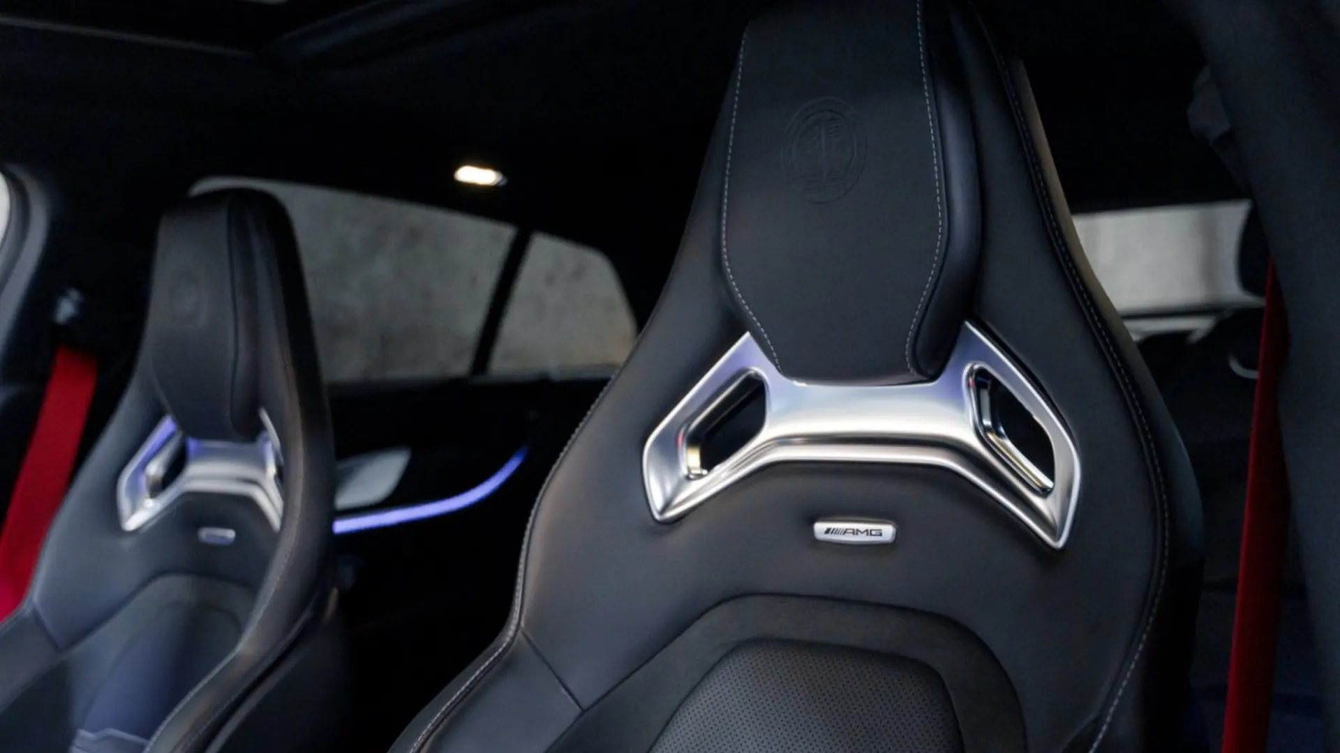 Mercedes-Benz AMG GT — photo 32