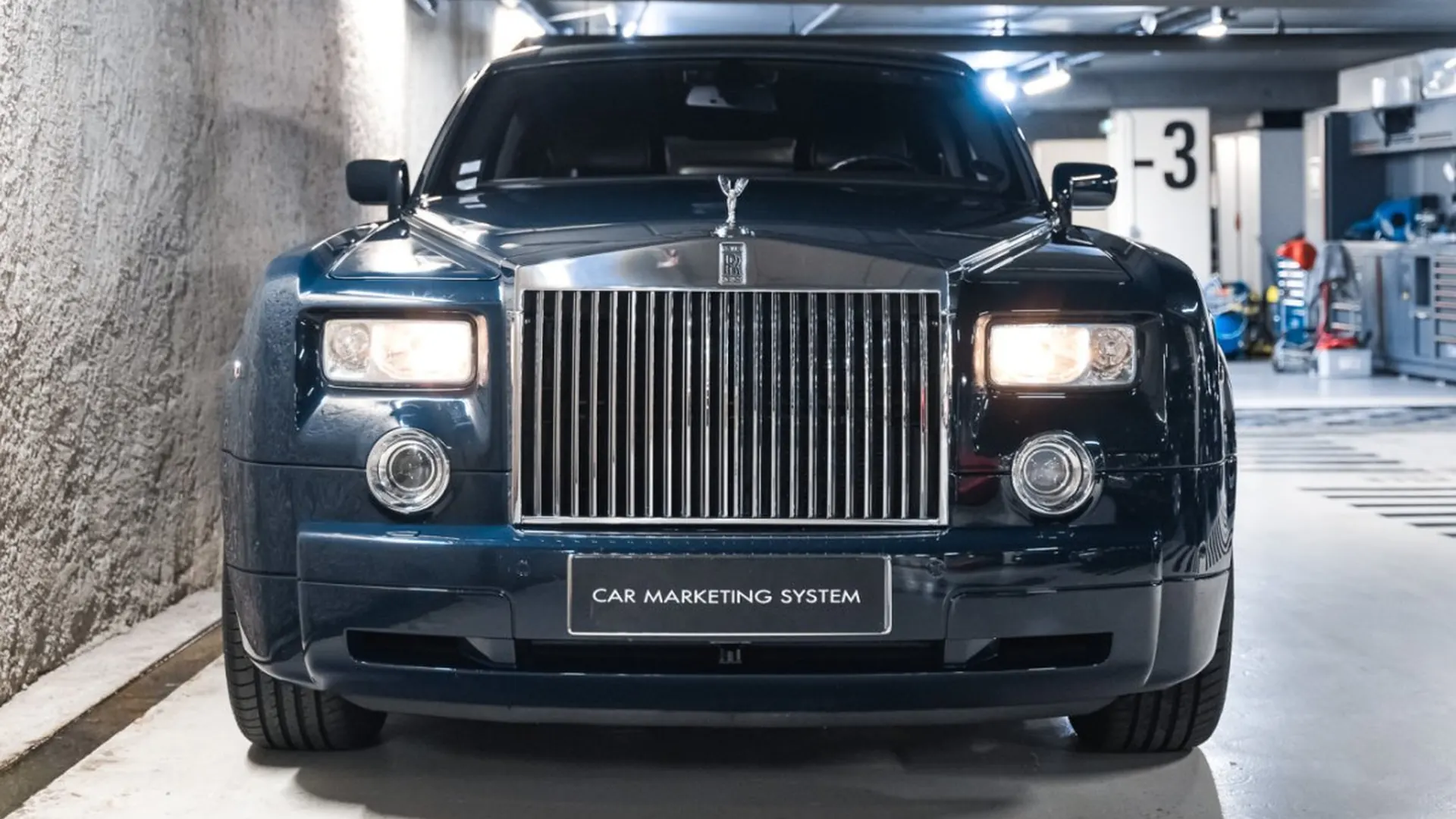 Rolls-Royce Phantom — photo 2