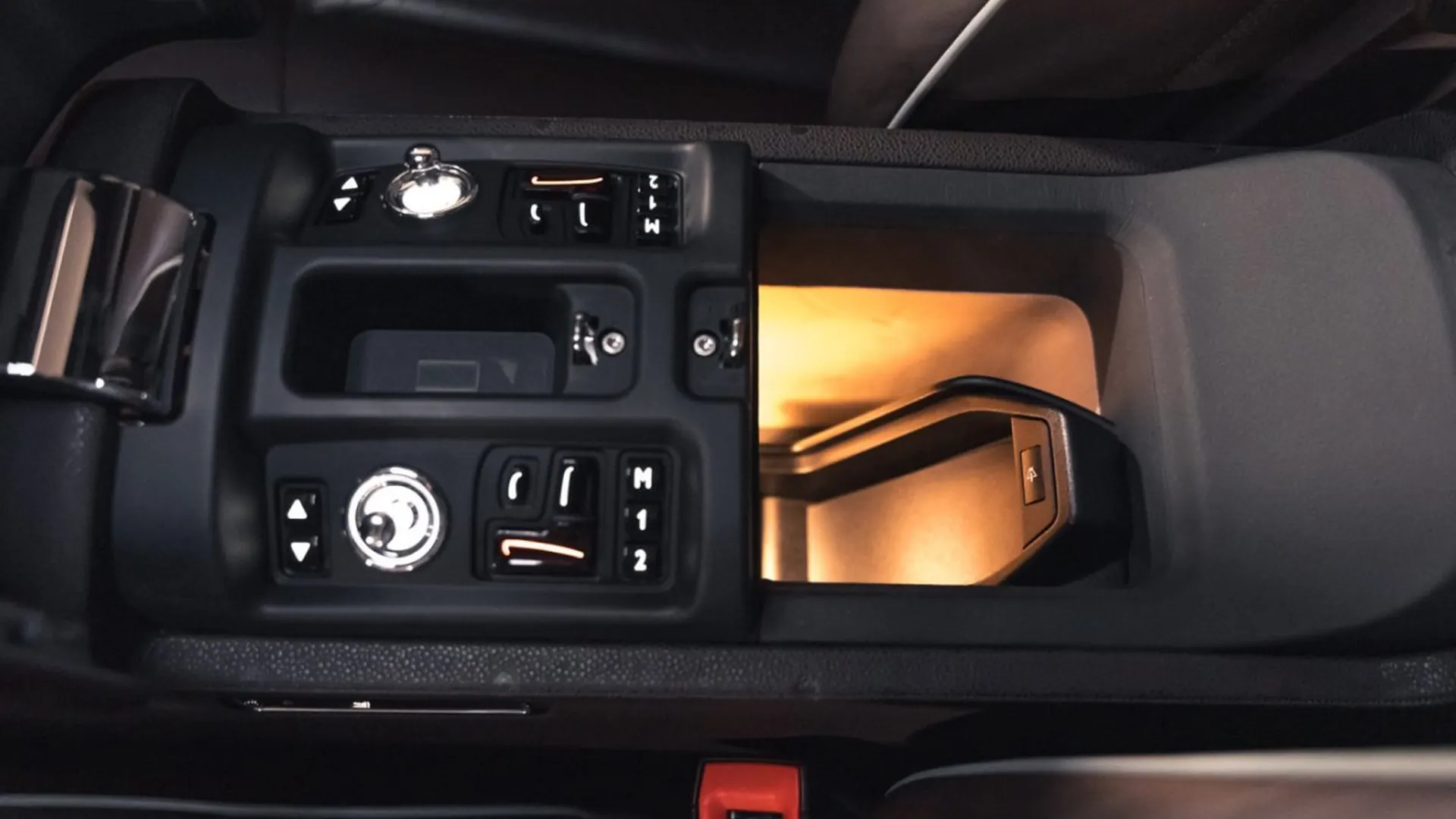 Rolls-Royce Phantom — photo 45