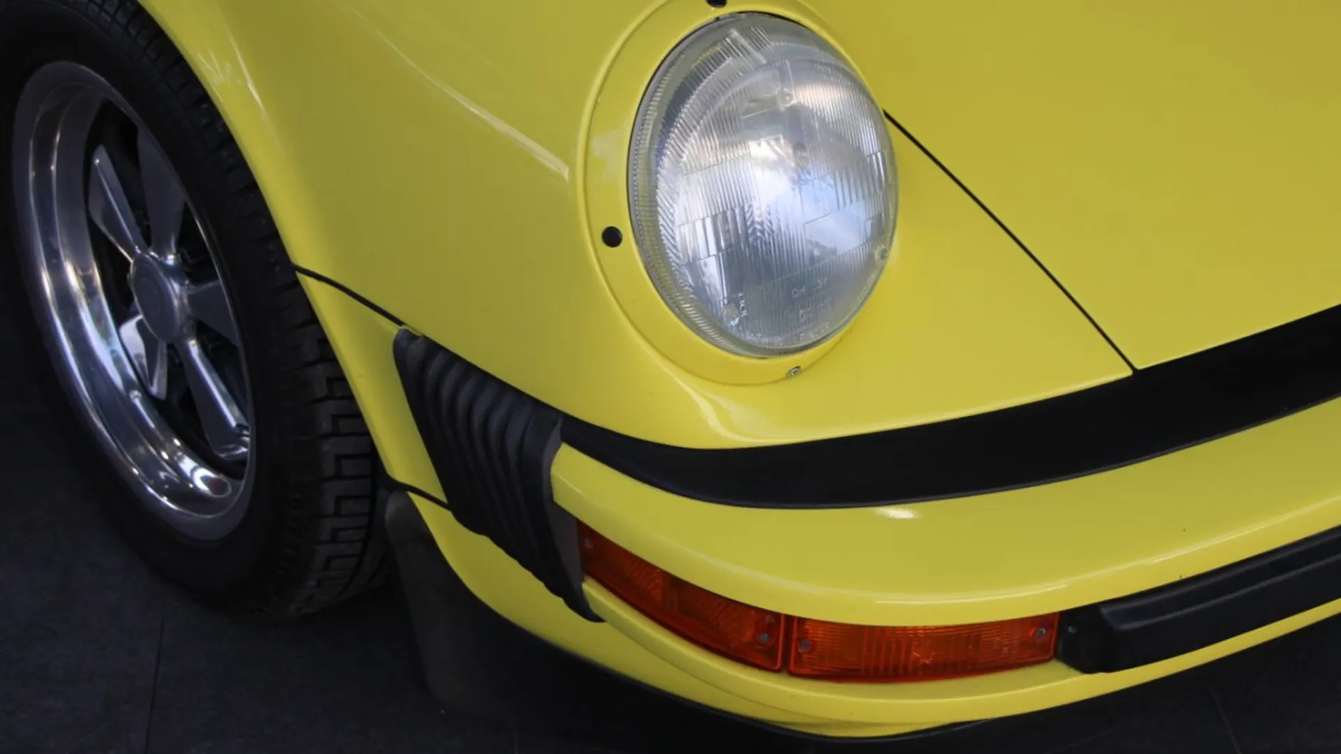 Porsche 911 — photo 3