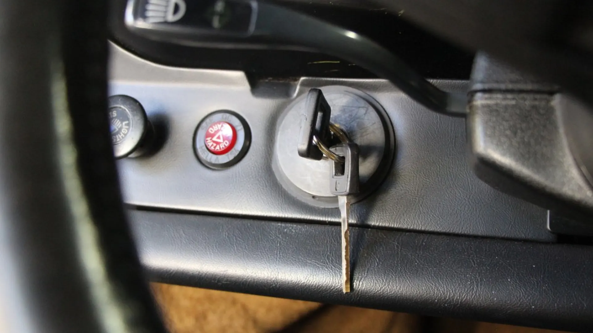 Porsche 911 — photo 18