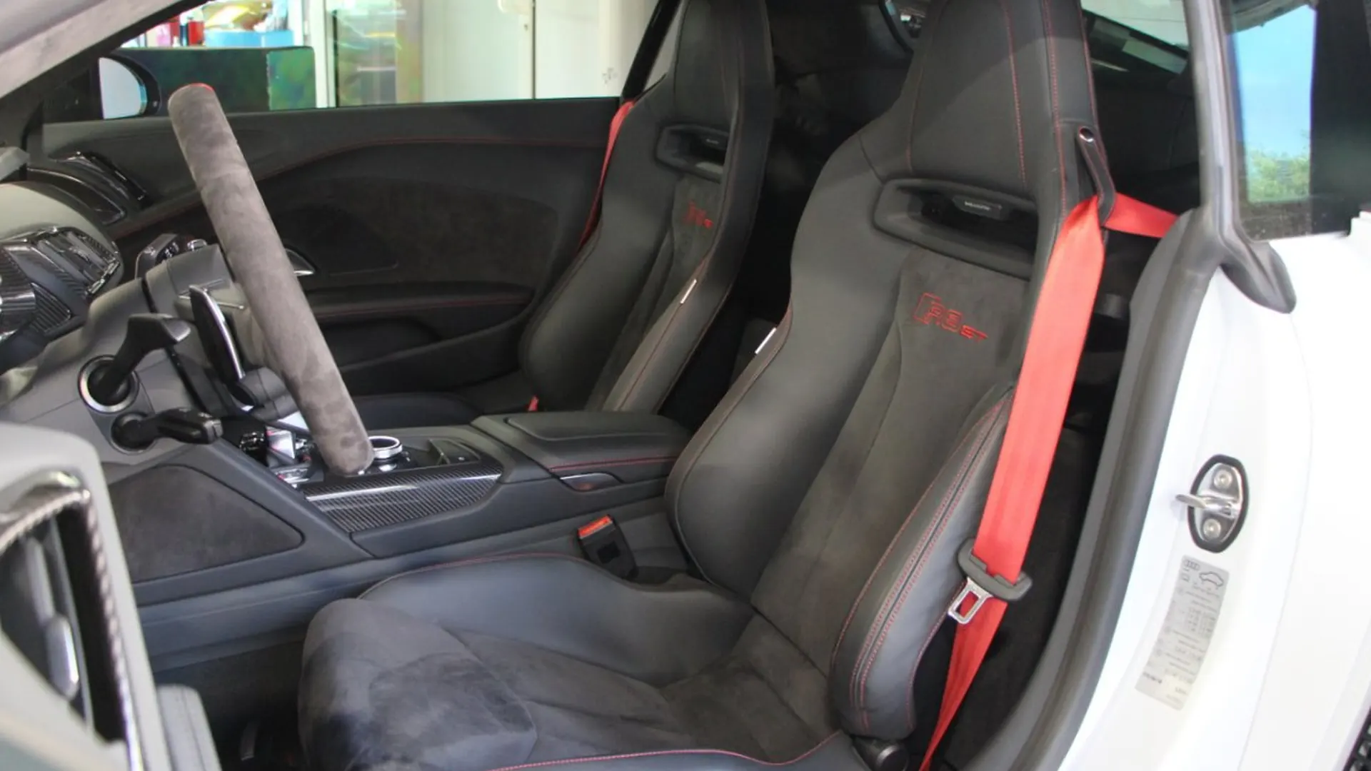Audi R8 — photo 20