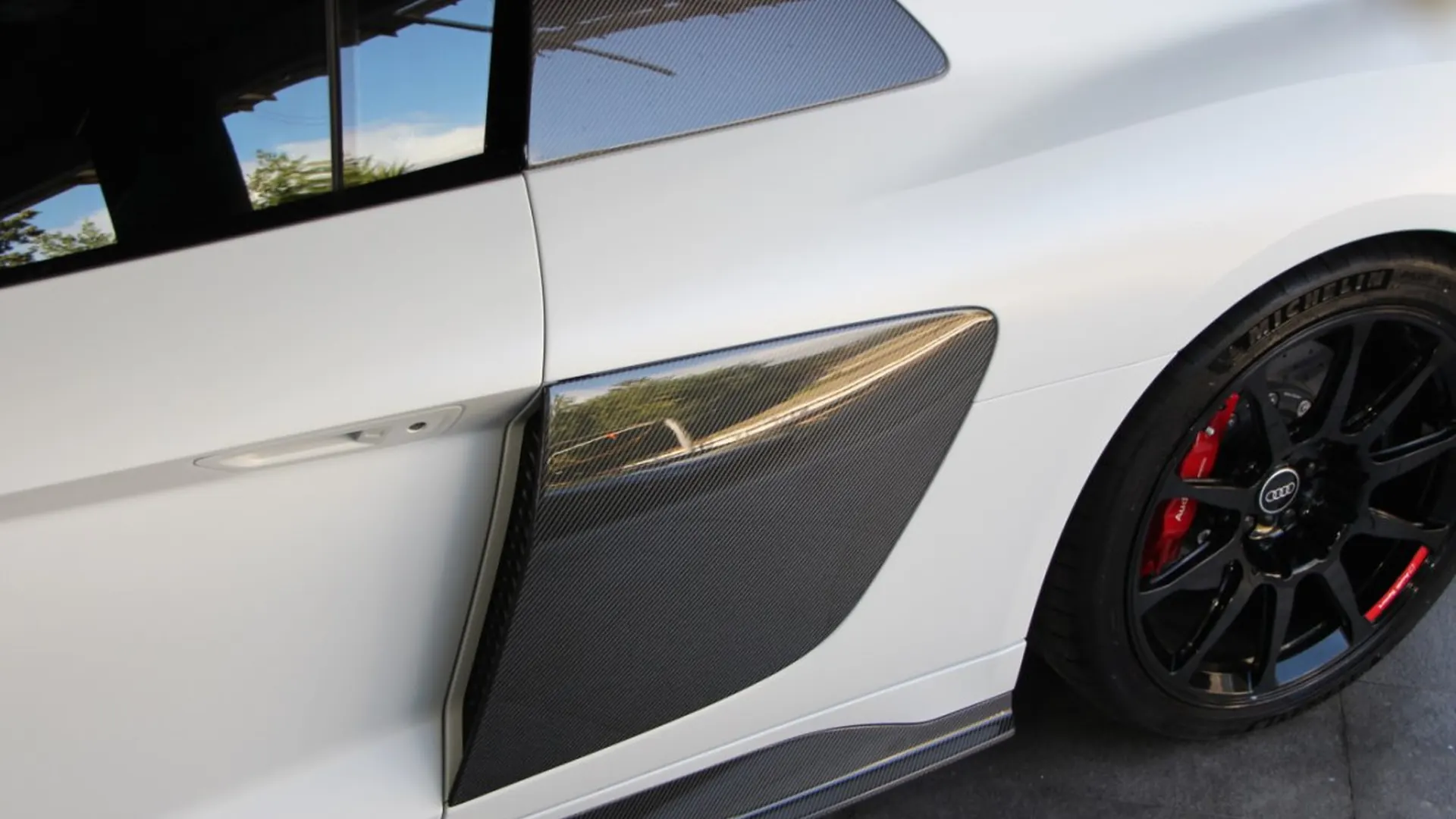 Audi R8 — photo 6