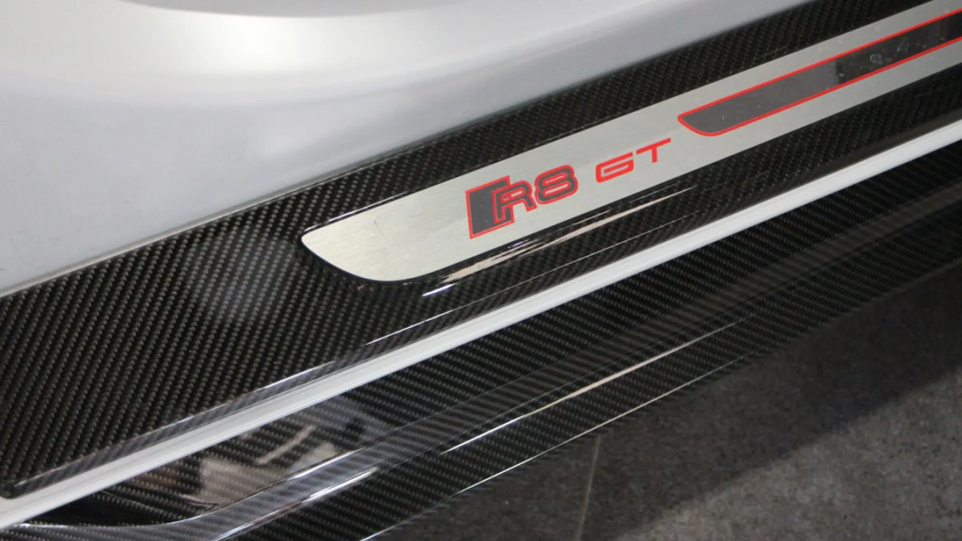 Audi R8 — photo 15